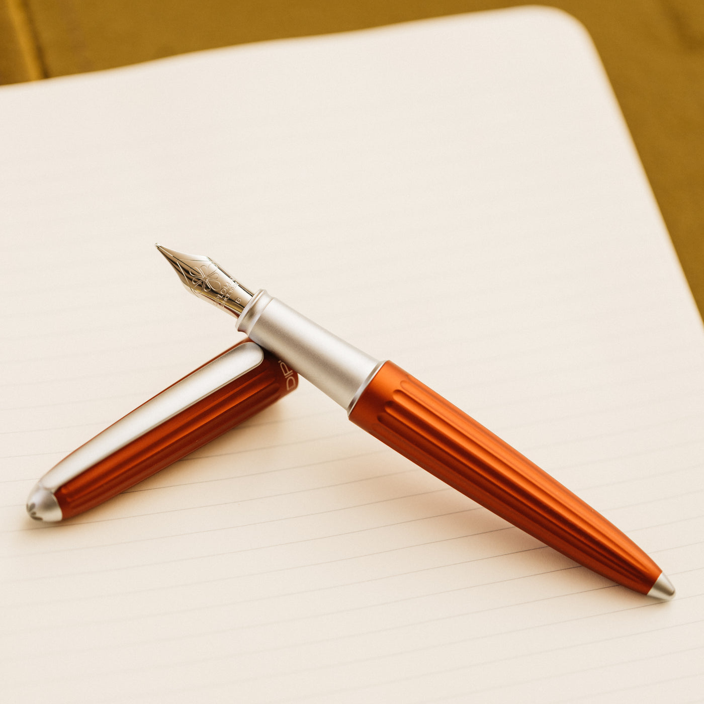 Diplomat Aero Red Fountain Pen