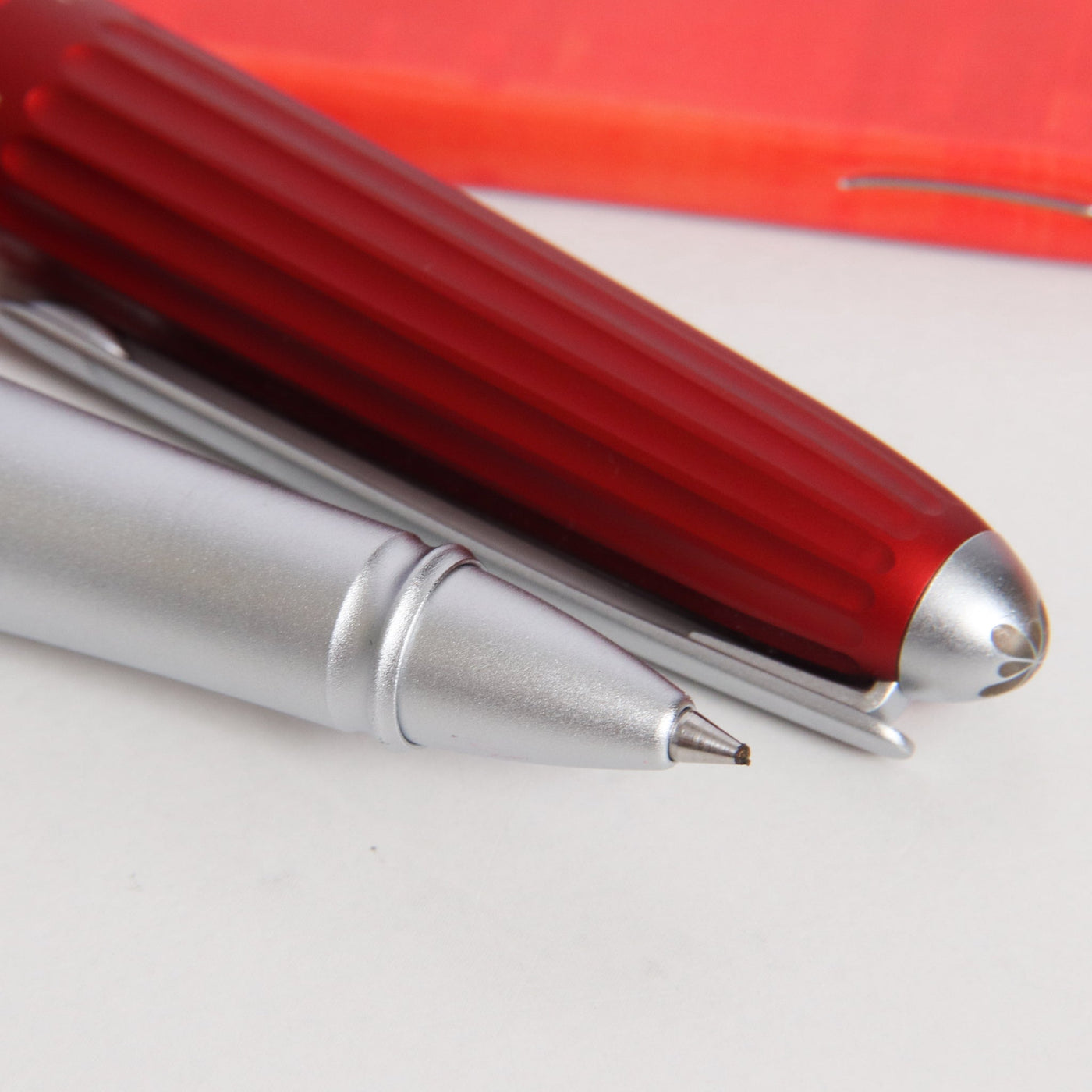 Diplomat Aero Red Rollerball Pen Tip Details