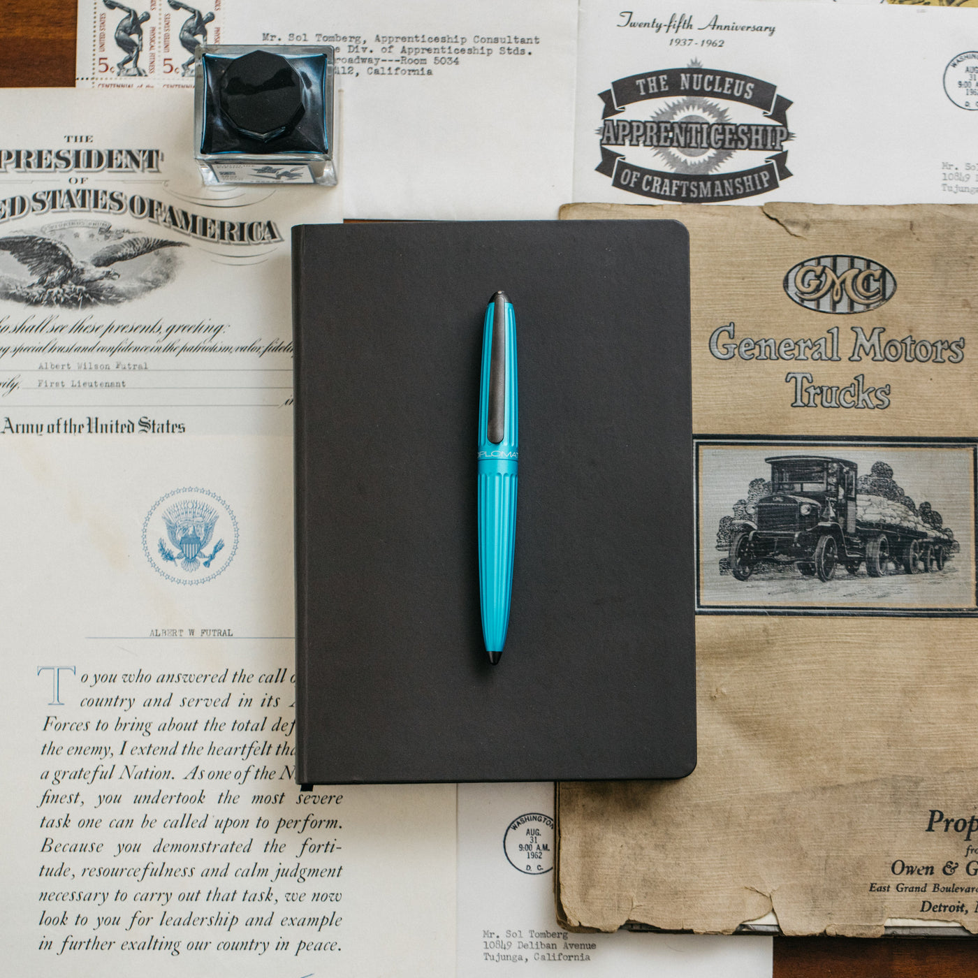 Diplomat Aero Fountain Pen - Volute | Canada