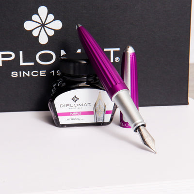 Diplomat-Aero-Violet-Fountain-Pen-Gift-Set-Anodized-Aluminum-Body