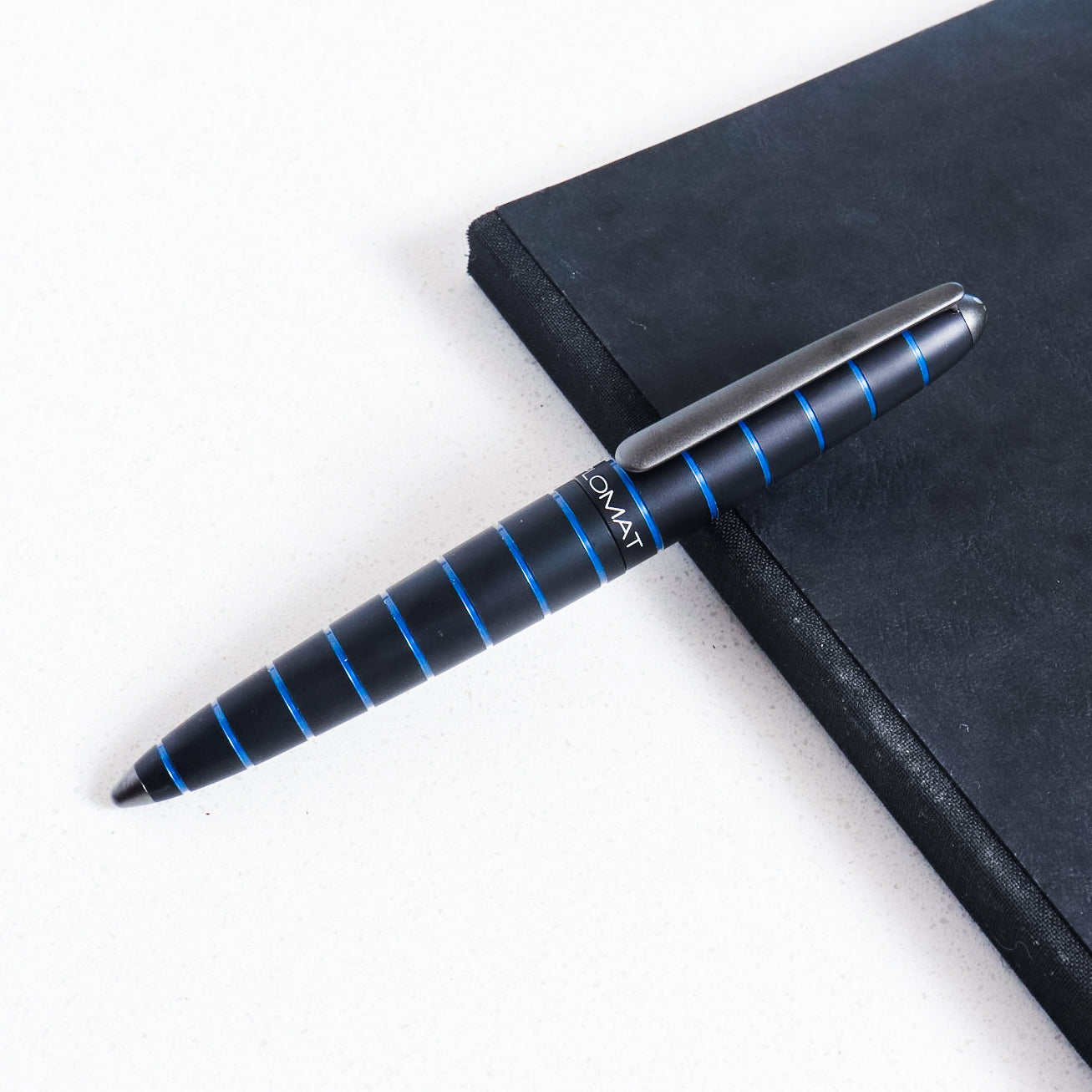 Diplomat Elox Blue Ring Fountain Pen