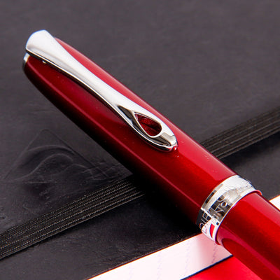 Diplomat-Excellence-A2-Magma-Red-Fountain-Pen-Clip