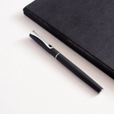 Diplomat Traveller Lapis Black Fountain Pen