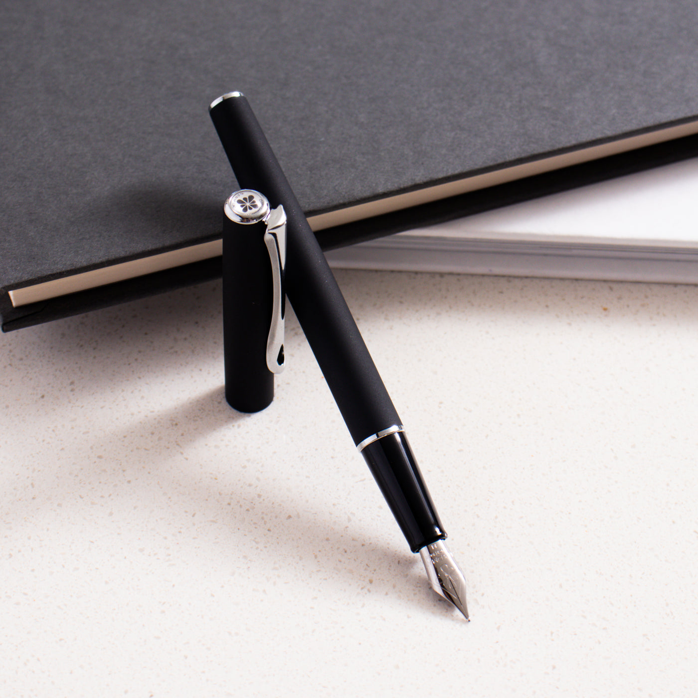 Diplomat Traveller Lapis Black Fountain Pen