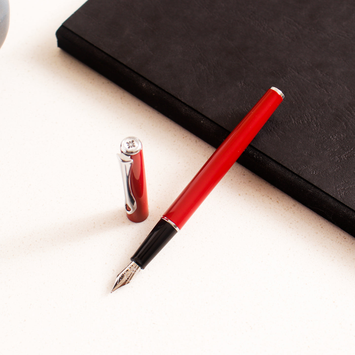 Diplomat Traveller Red Fountain Pen