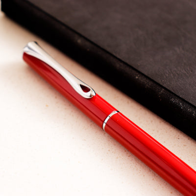 Diplomat Traveller Red Fountain Pen