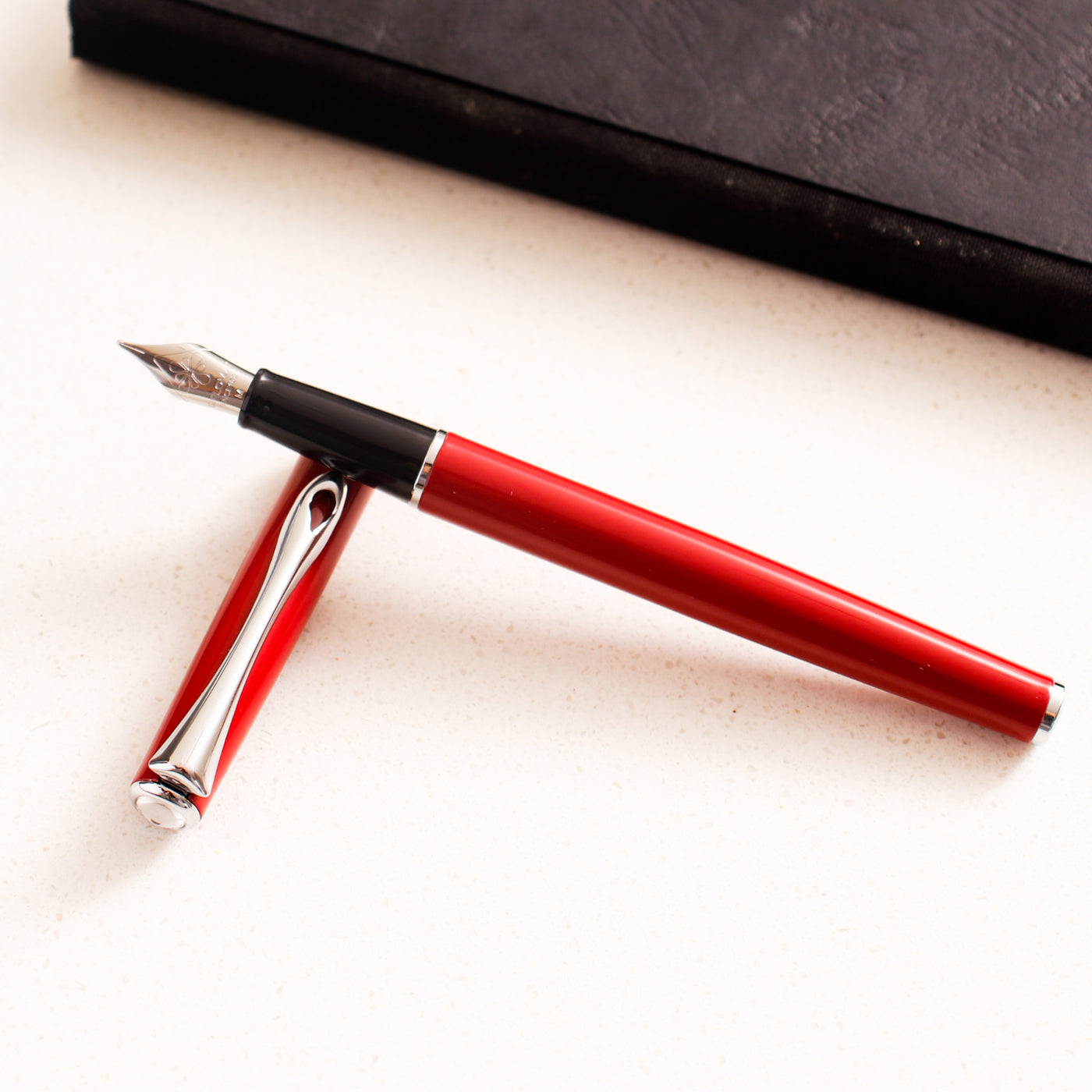 Diplomat Traveller Red Fountain Pen