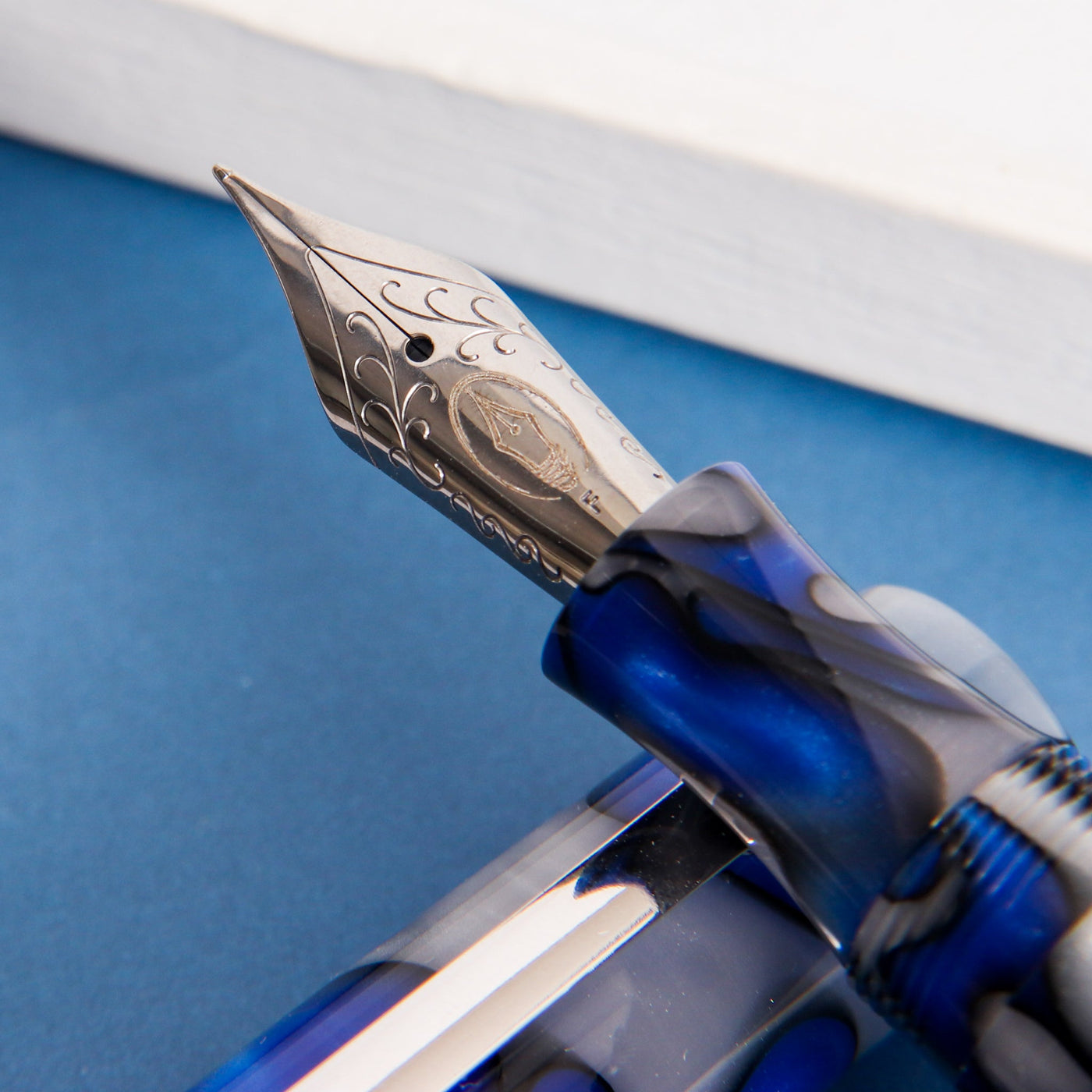 Edison-Comet-Sea-Spray-Fountain-Pen-Stainless-Steel-Nib-Detail