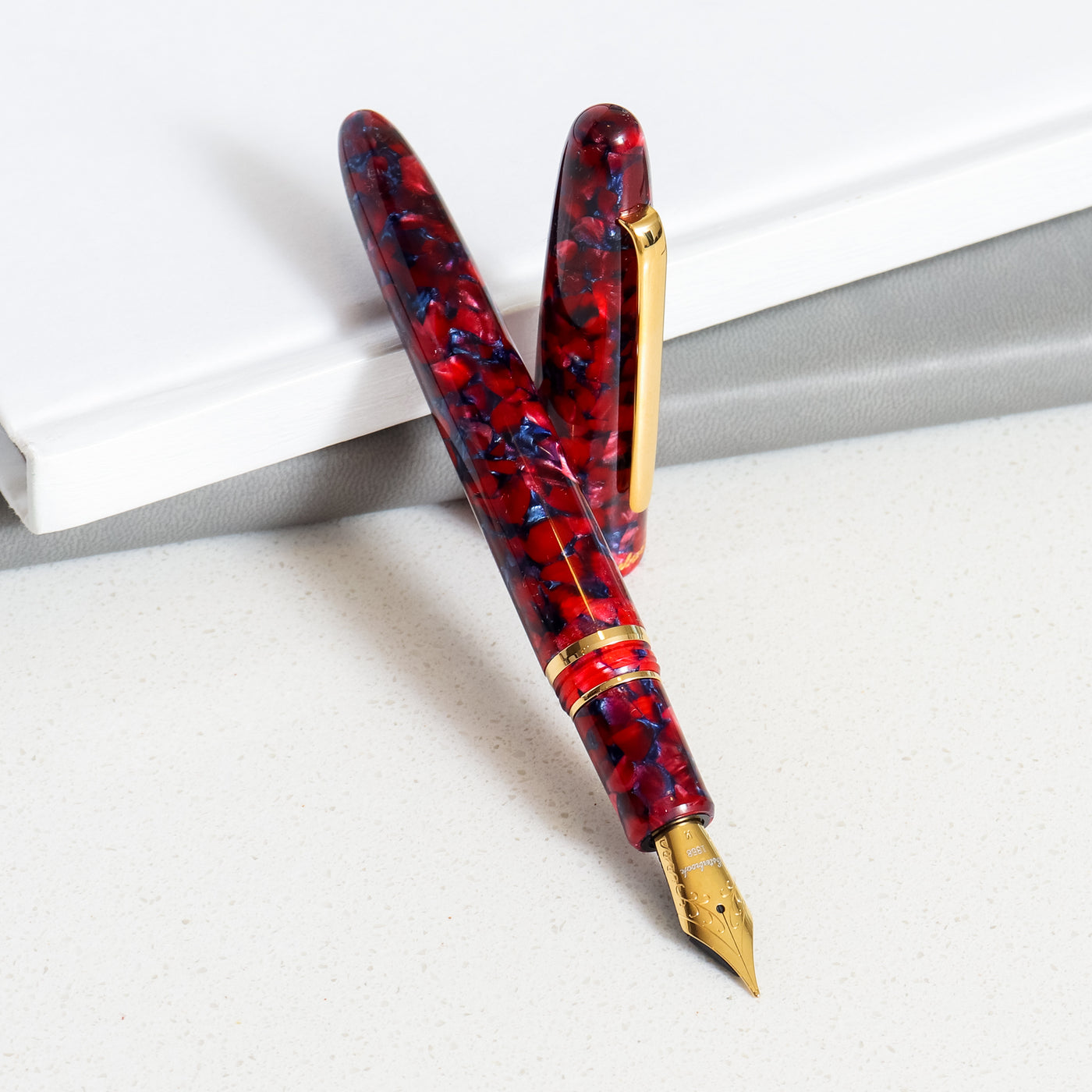 Esterbrook Estie Regular Scarlet Gold Trim Fountain Pen