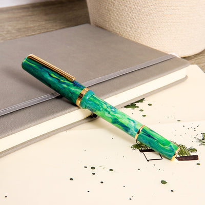 Esterbrook JR Beleza Gold Trim Fountain Pen Capped