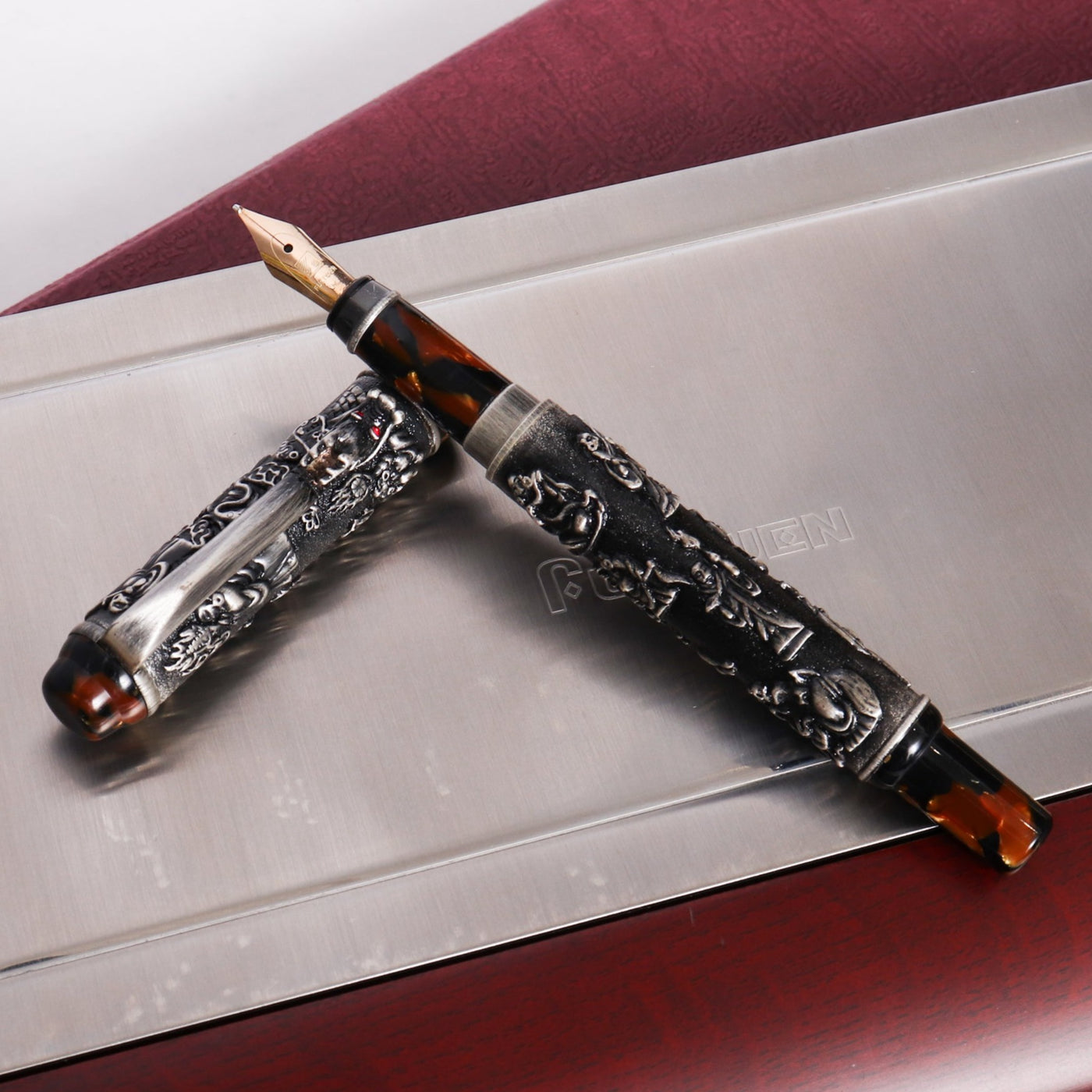 Fuliwen Eight Running Horses Fountain Pen