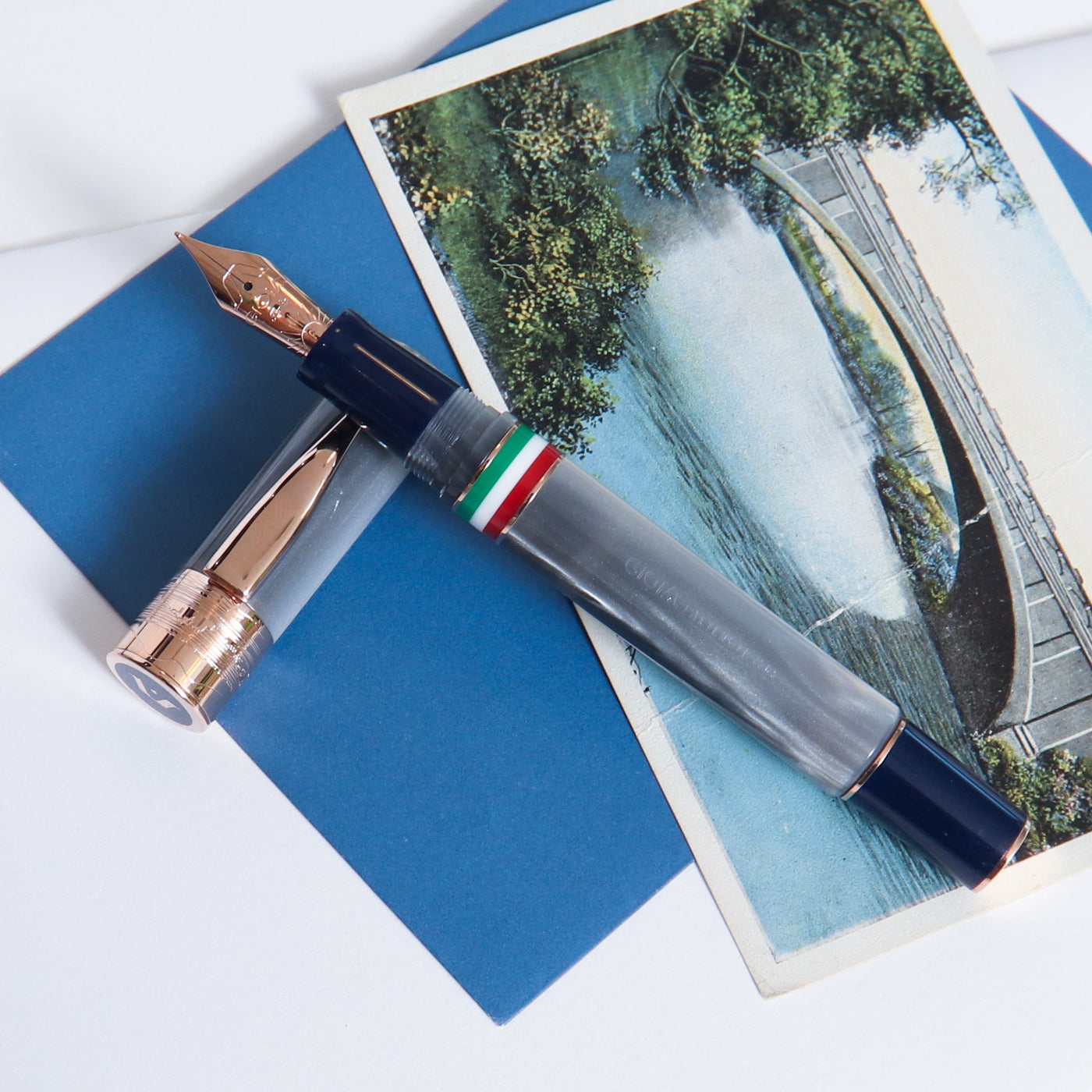 Gioia Partenope Madreperla Rose Gold Fountain Pen