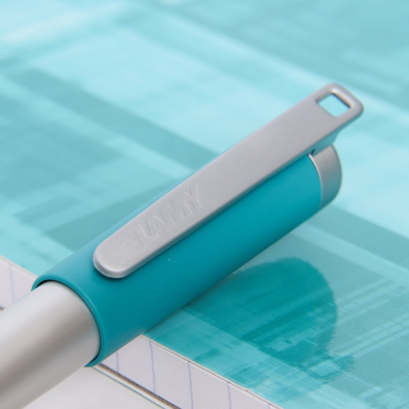 LAMY Nexx M Smaragd Emerald Green Fountain Pen Clip