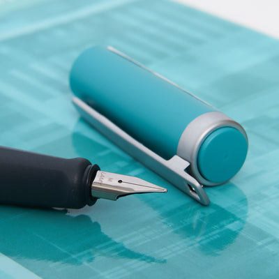 LAMY Nexx M Smaragd Emerald Green Fountain Pen Nib Details