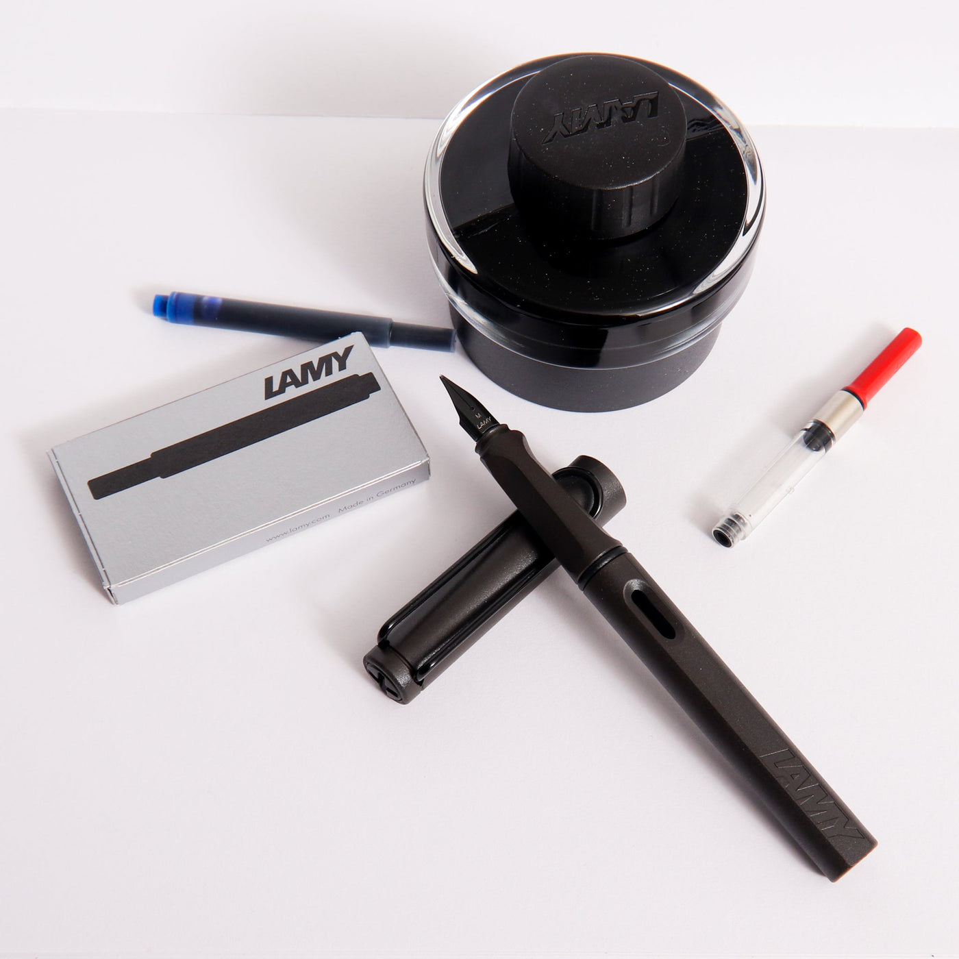 LAMY-Safari-Charcoal-Fountain-Pen-&-Ink-Bottle-Gift-Set