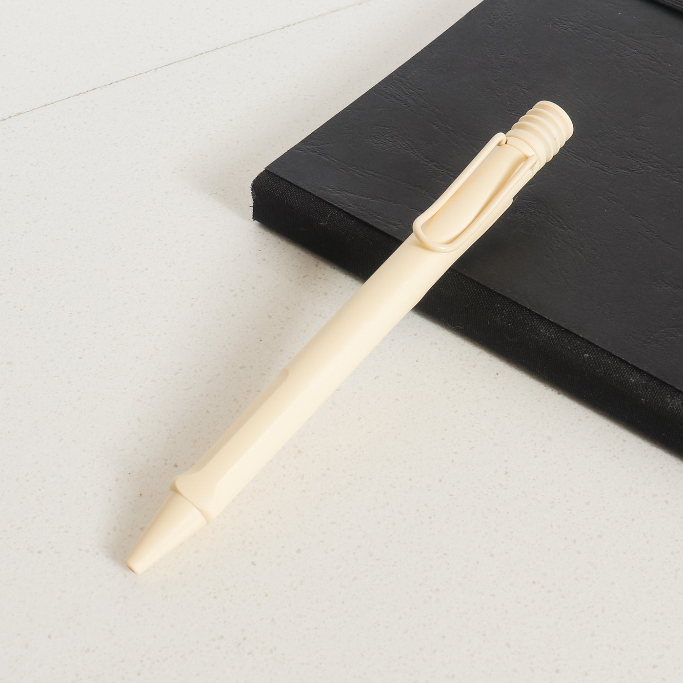 LAMY Safari 2022 Cozy Cream Ballpoint Pen