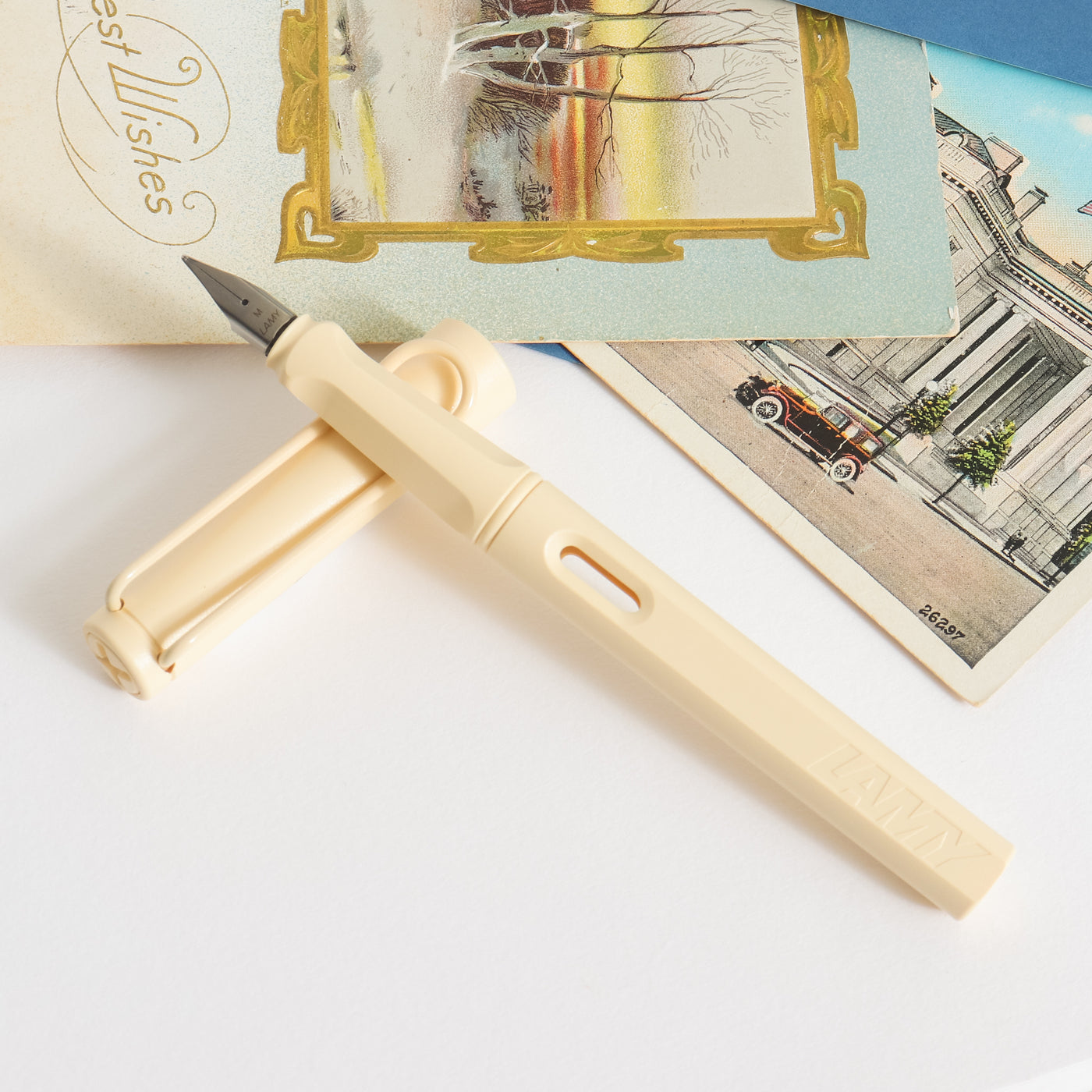 LAMY Safari 2022 Cozy Cream Fountain Pen