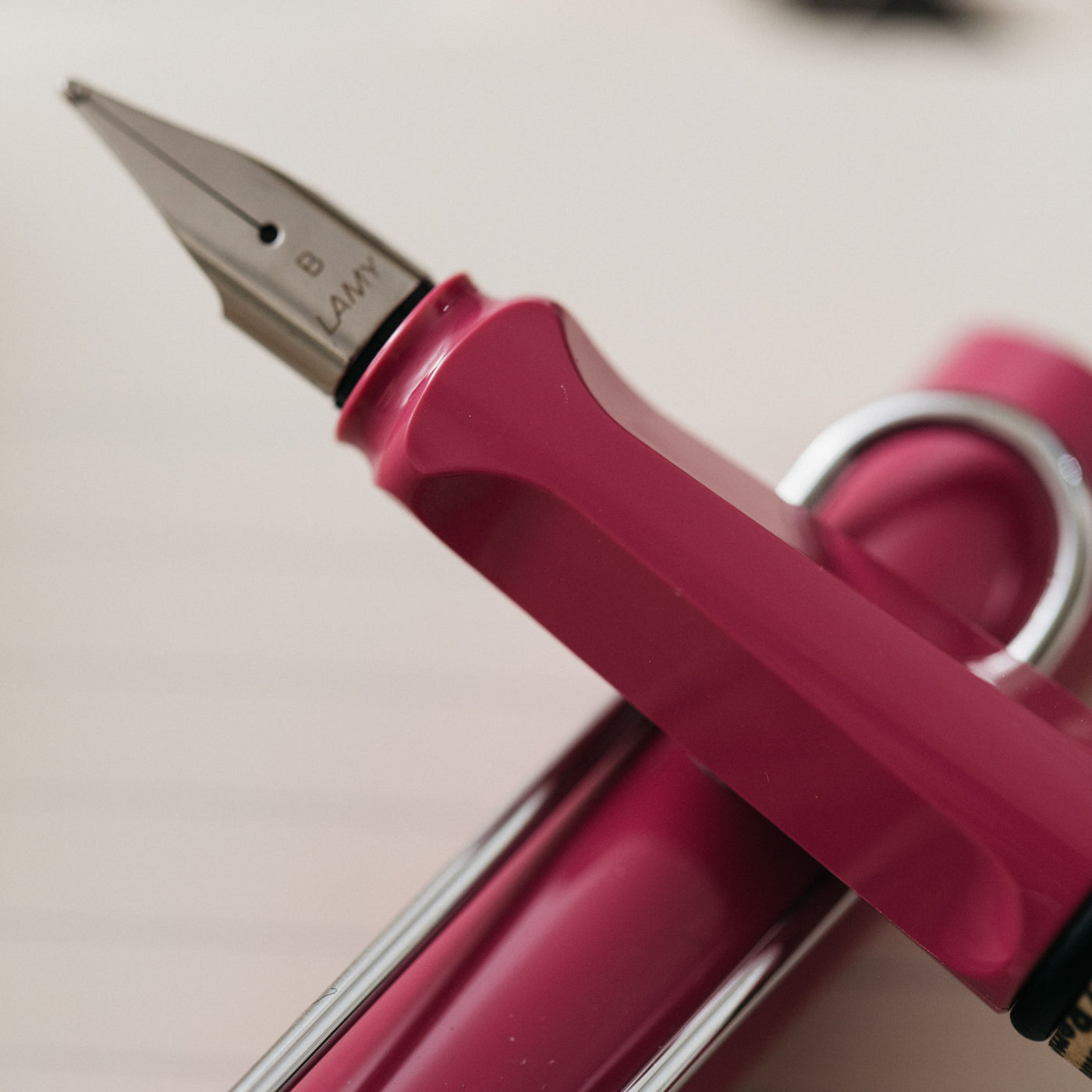 Lamy Safari Bright Shiny Pink Fountain Pen