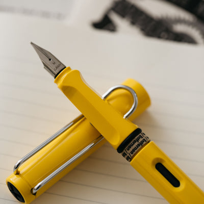 Lamy Safari Bright Yellow Fountain Pen