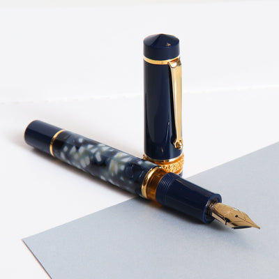 Maiora Alpha Amalfi piston filled 14k gold nib