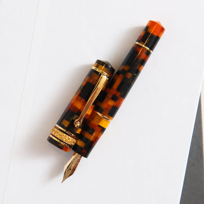 Maiora Piston Filled Fountain Pen