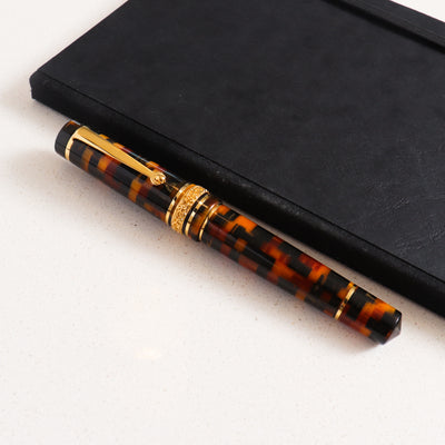 Maiora Alpha Oroarancio Fountain Pen