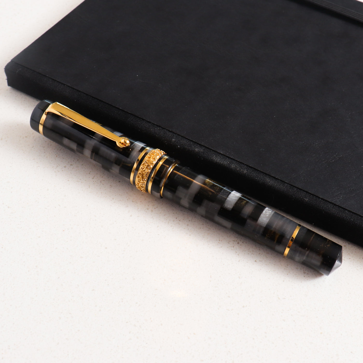 Maiora Alpha Orogrigio Fountain Pen