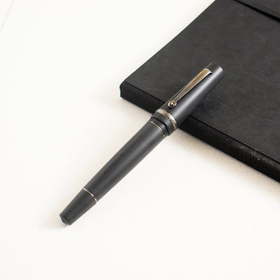 Maiora Aventus Lapillo Matte Black & Ruthenium Fountain Pen