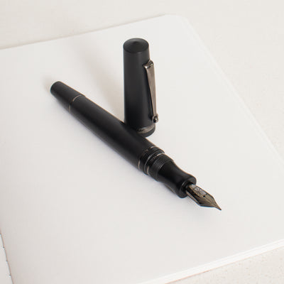 Maiora Aventus Lapillo Matte Black & Ruthenium Fountain Pen