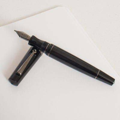 Maiora Aventus Mirror Black & Ruthenium Fountain Pen
