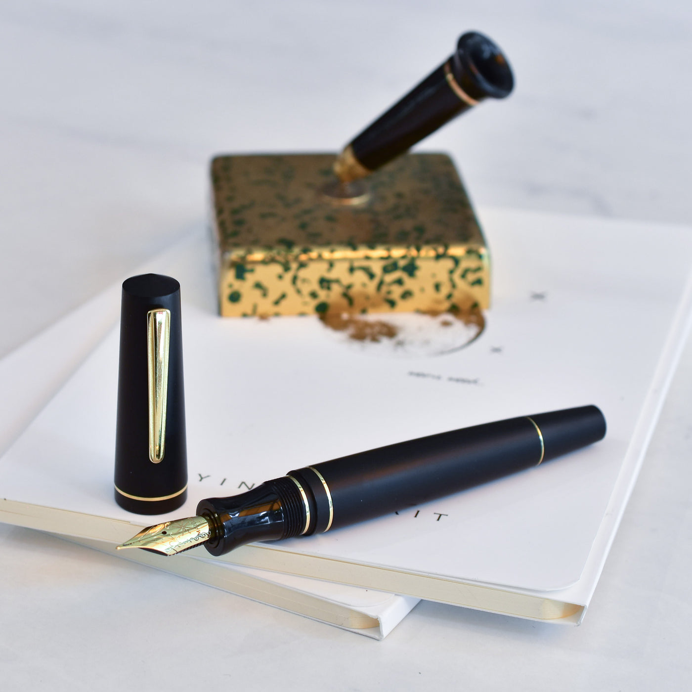 Maiora Impronte Matte Black Fountain Pen