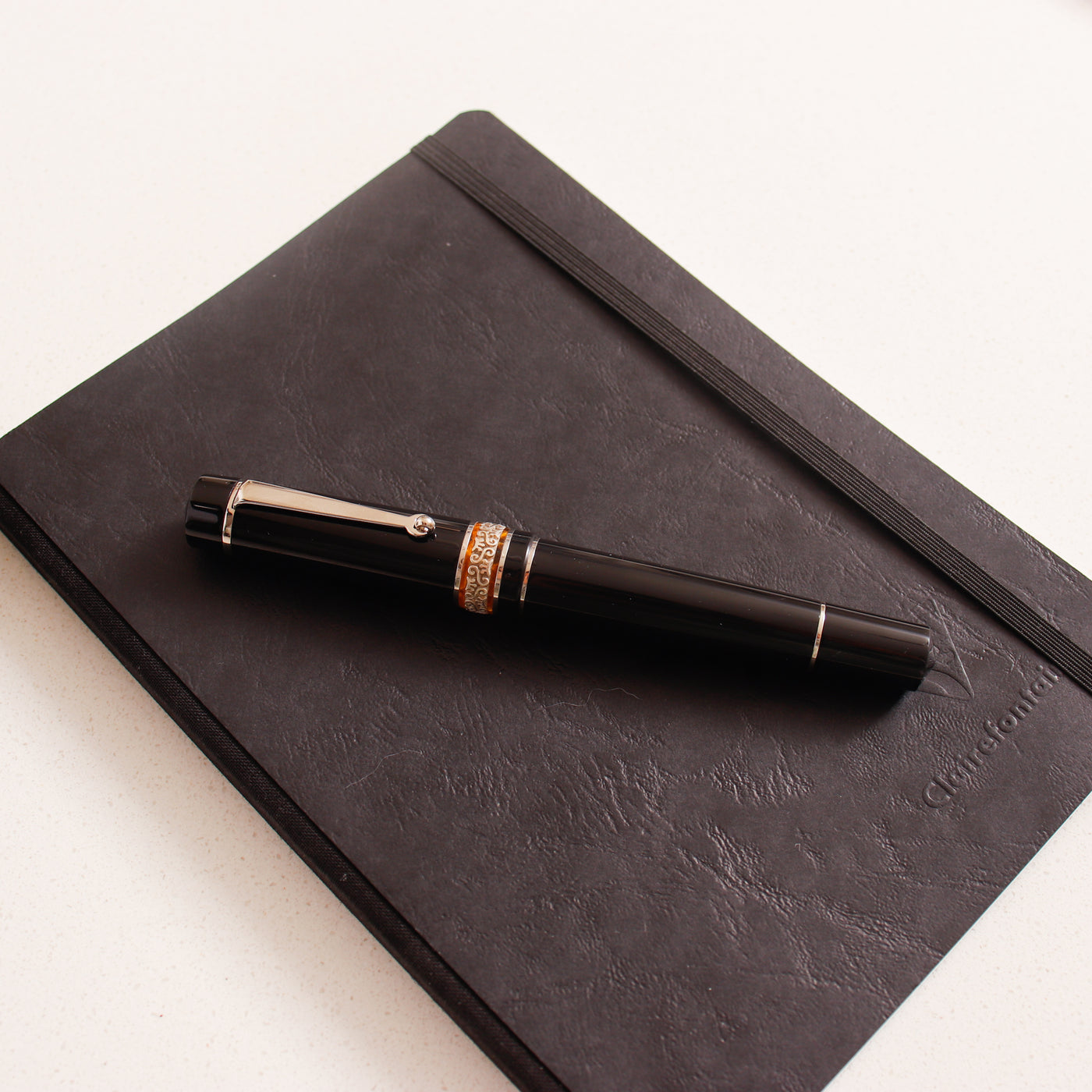 Maiora Mitho Oronero Black Fountain Pen