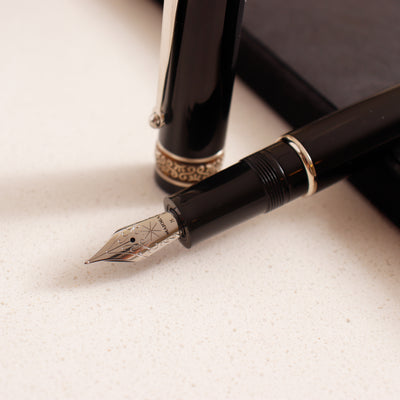 Maiora Mitho Oronero Black Fountain Pen