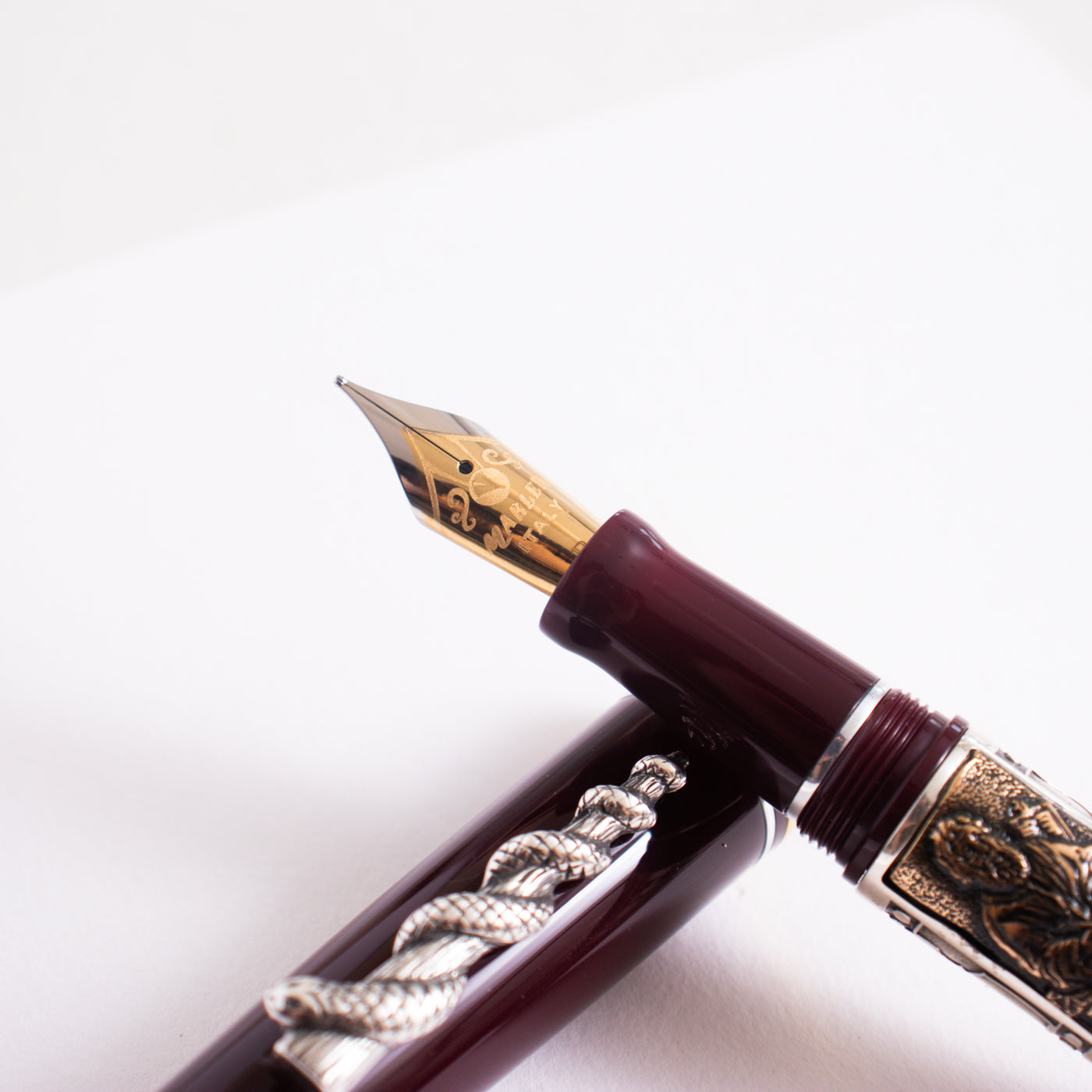 Marlen Ippocrate Burgundy Fountain Pen