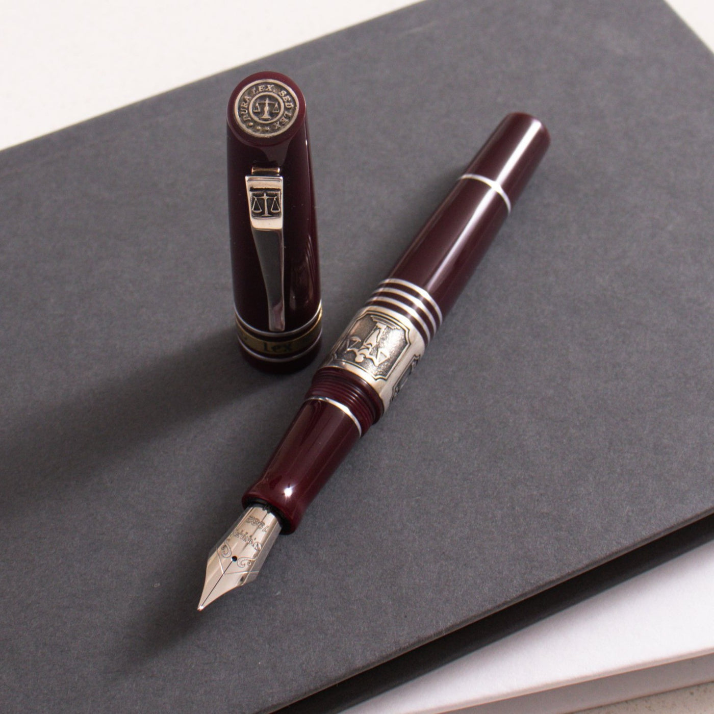 Marlen Lex Burgundy Fountain Pen