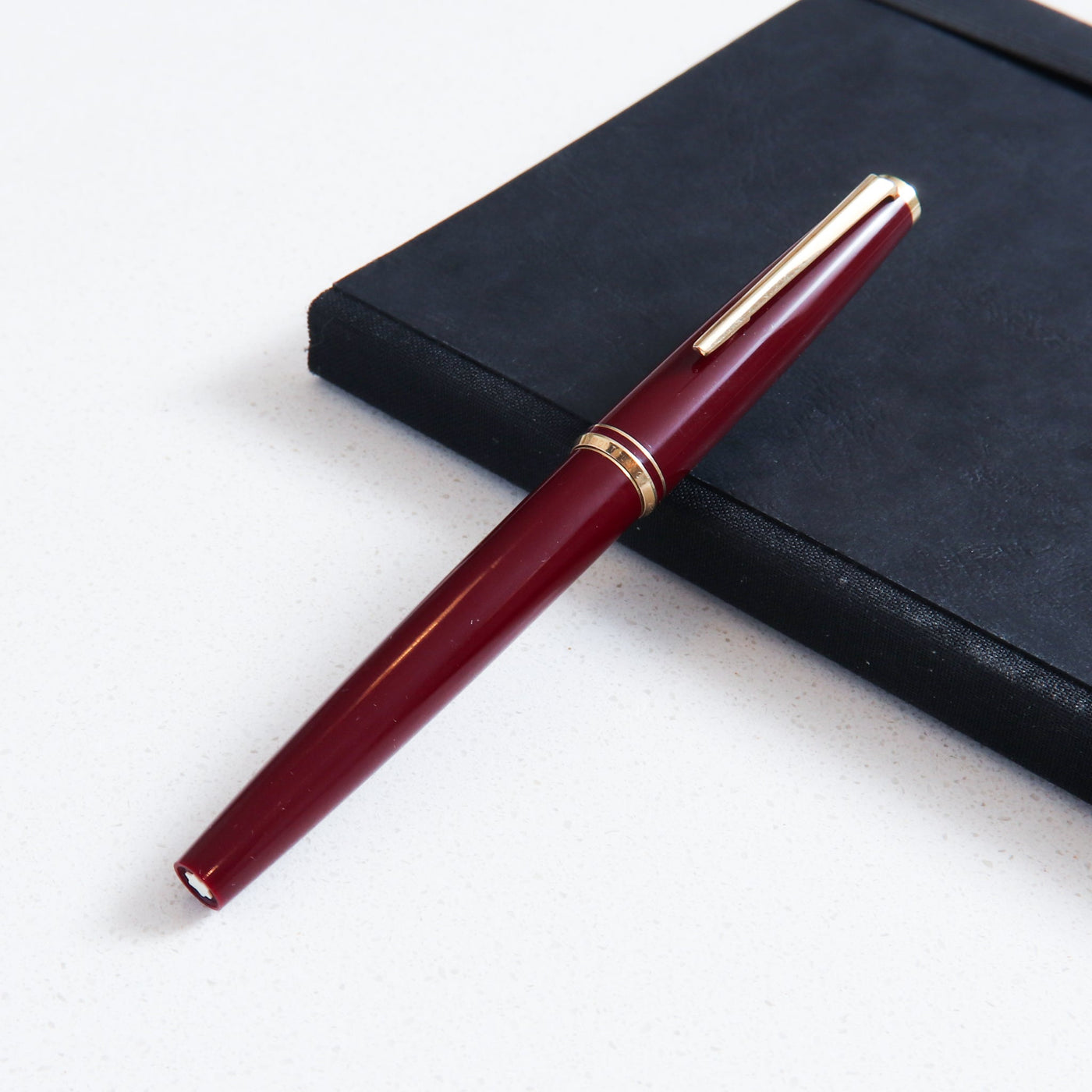 Montblanc Bordeaux Burgundy Fountain Pen