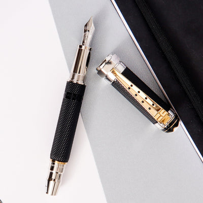 Montblanc Great Characters Elvis Presley Fountain Pen Uncapped