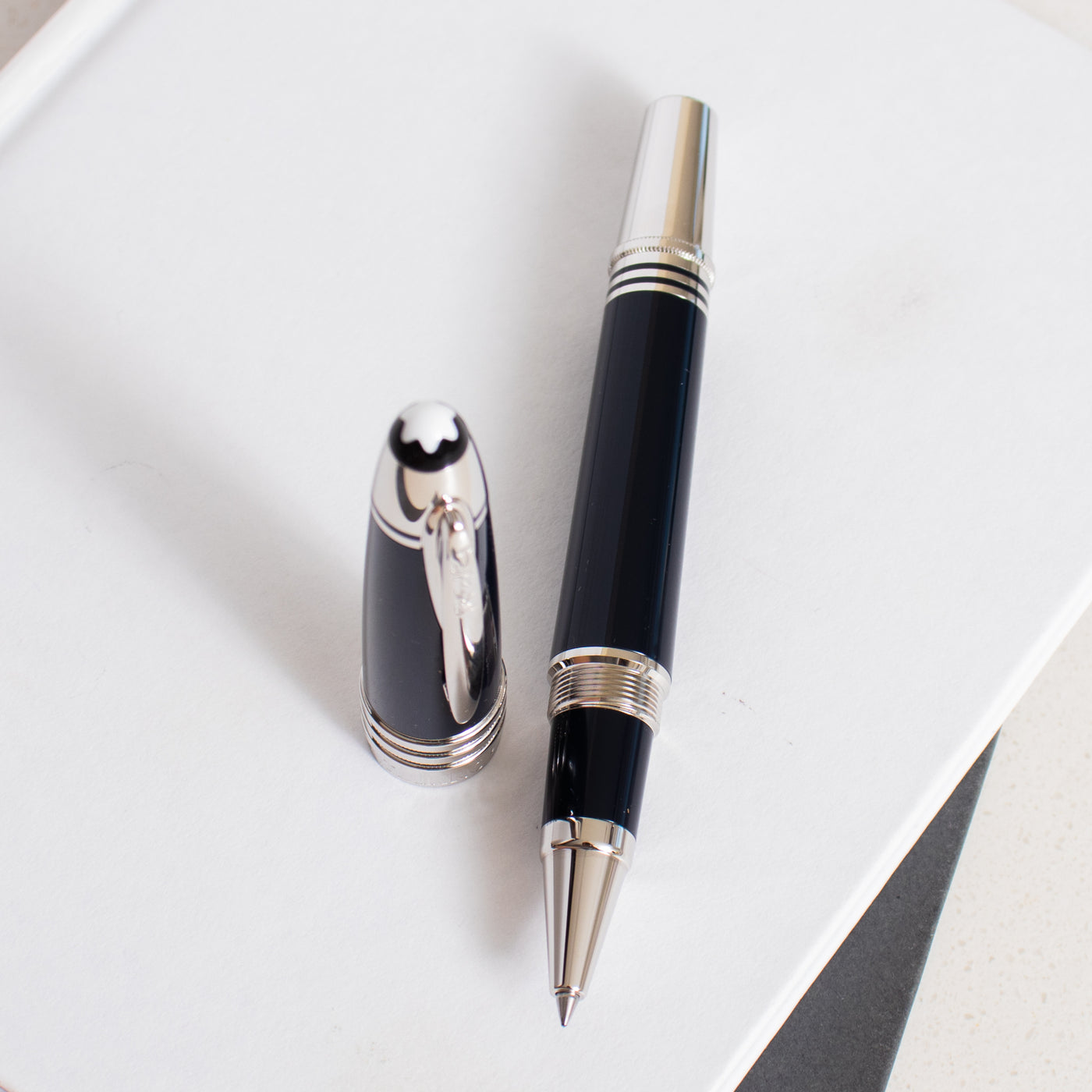 Montblanc Great Characters John F Kennedy Blue Rollerball Pen