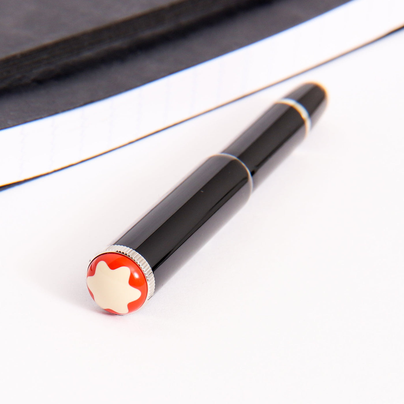 Montblanc-Heritage-Baby-Black-Fountain-Pen-Logo