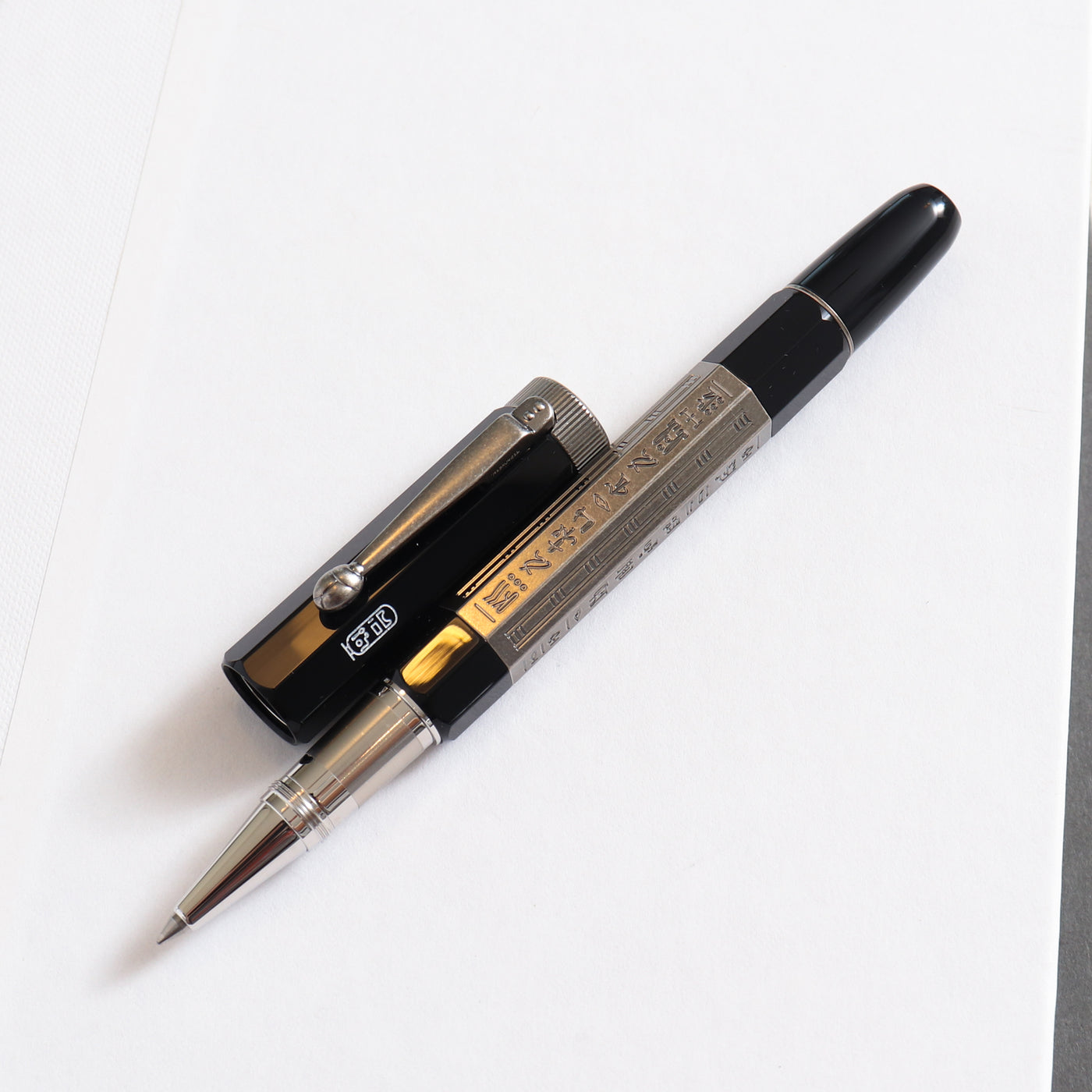 Montblanc Heritage Egyptomania Doue Rollerball Pen