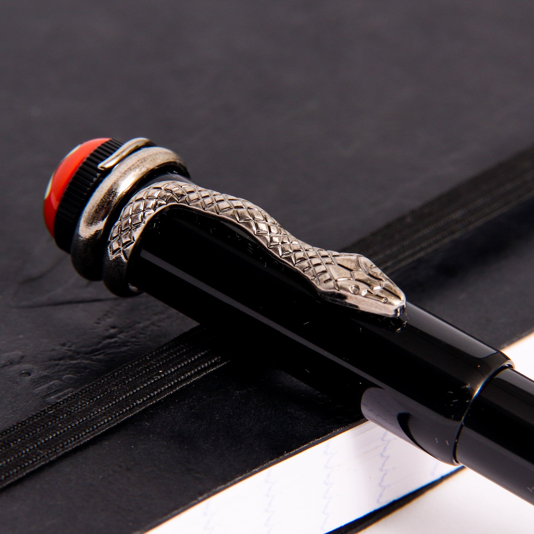 Rouge et noir montblanc on sale