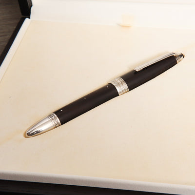 Montblanc-Masters-for-Meisterstuck-Special-Edition-L'Aubrac-Fountain-Pen-Inside-Packaging