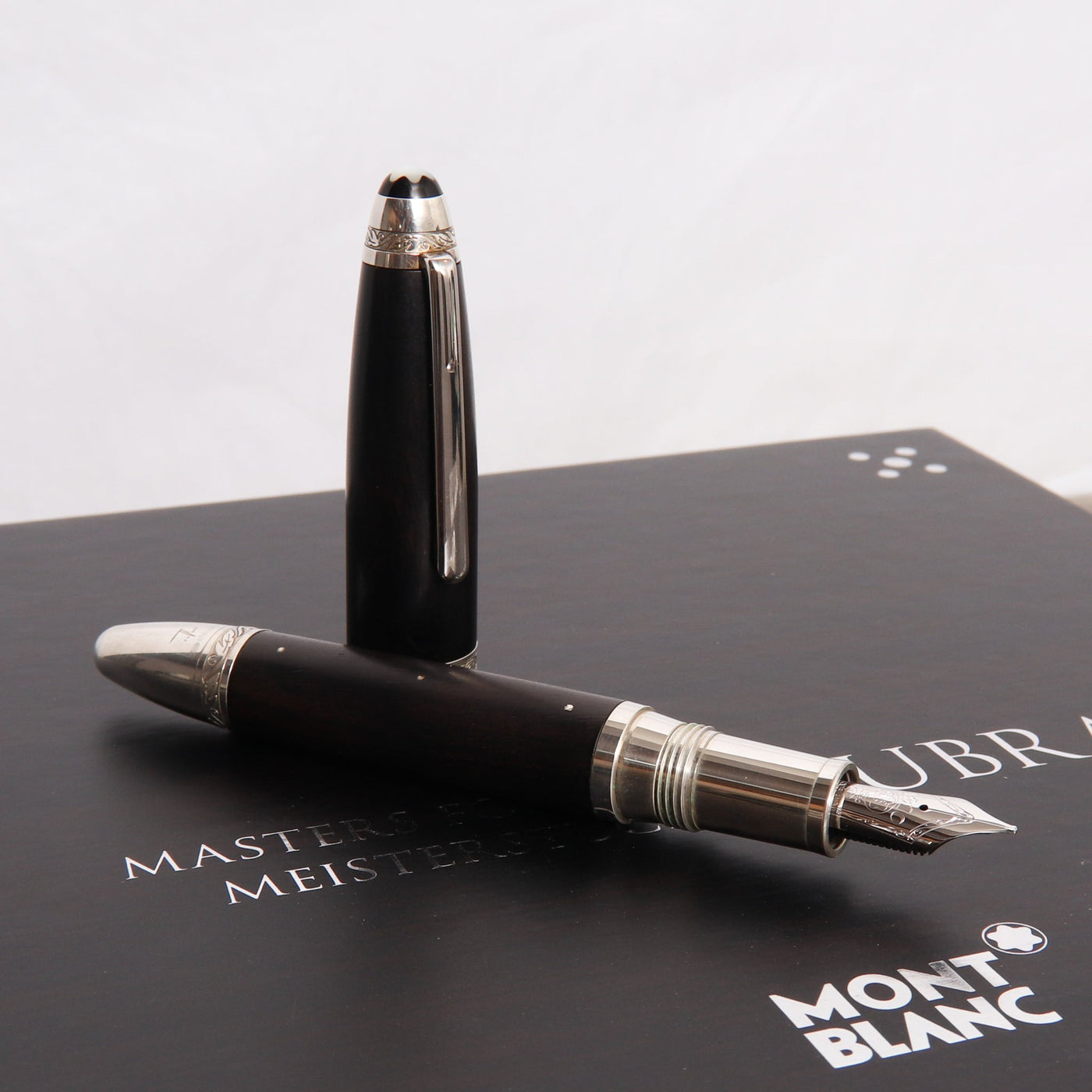 Montblanc-Masters-for-Meisterstuck-Special-Edition-L'Aubrac-Fountain-Pen-Uncapped