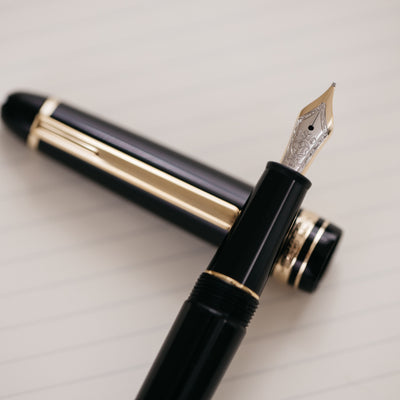 Montblanc Meisterstuck 145 Black & Gold Fountain Pen - Preowned