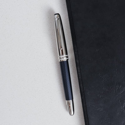 Montblanc Meisterstück Solitaire Blue Hour Doué Classique Fountain Pen