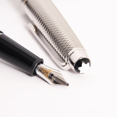 Montblanc-Meisterstuck-145-Solitaire-Doue-Geometry-Fountain-Pen-Nib-Details