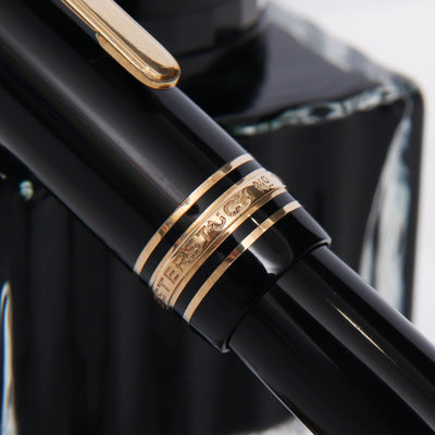 Montblanc Meisterstuck 146 Black & Gold LeGrand Fountain Pen 18k Nib - Preowned Center Band