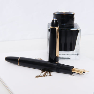 Montblanc Meisterstuck 146 Black & Gold LeGrand Fountain Pen 18k Nib - Preowned Uncapped