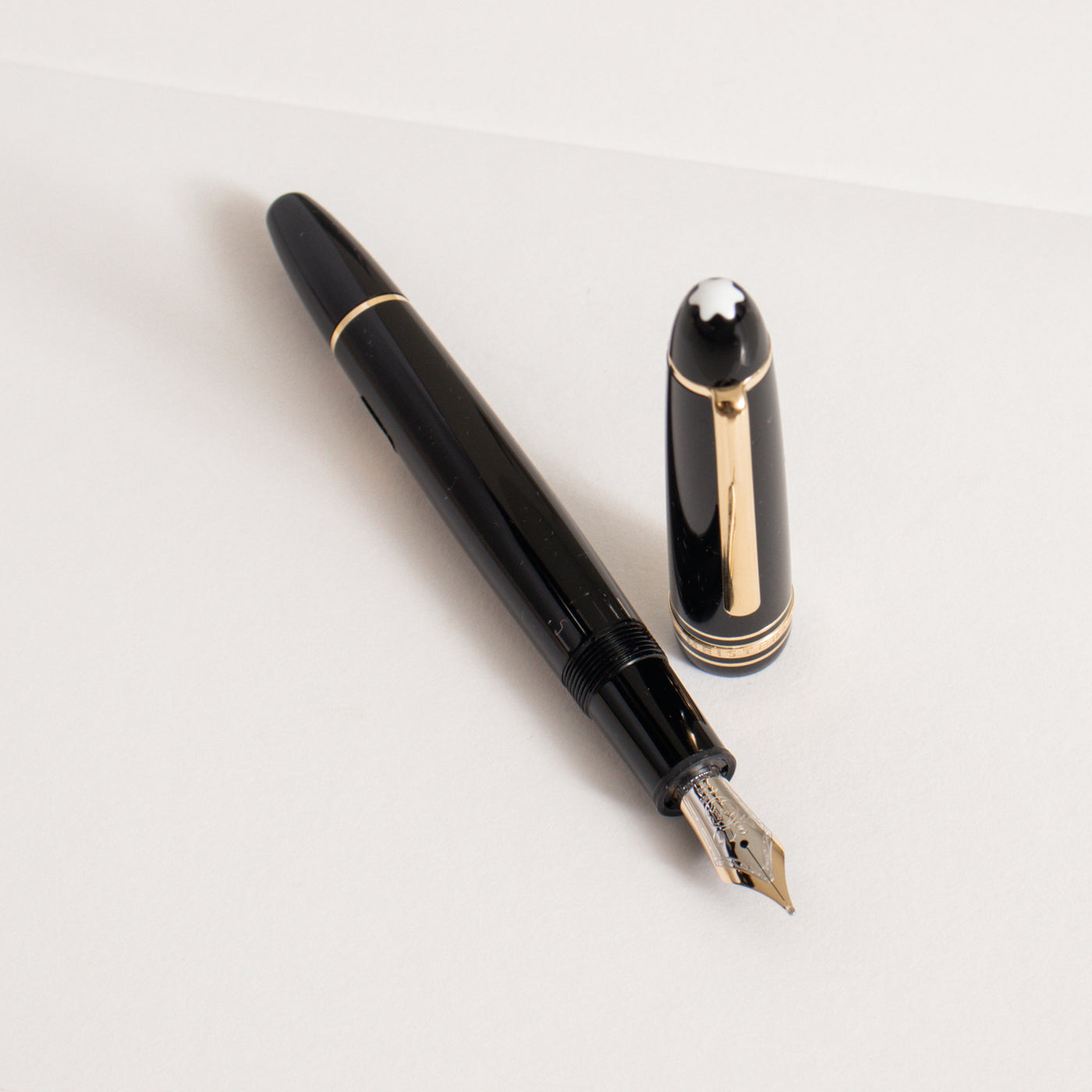 Montblanc Meisterstück 146 Gold Coated LeGrand Fountain Pen