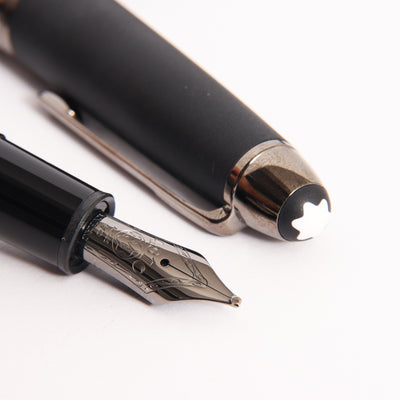Montblanc Meisterstuck 146 Ultra Black LeGrand Fountain Pen Nib Details